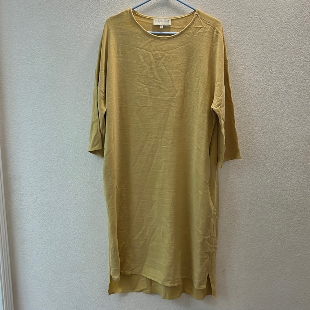 Piper & Scoot mid length dress